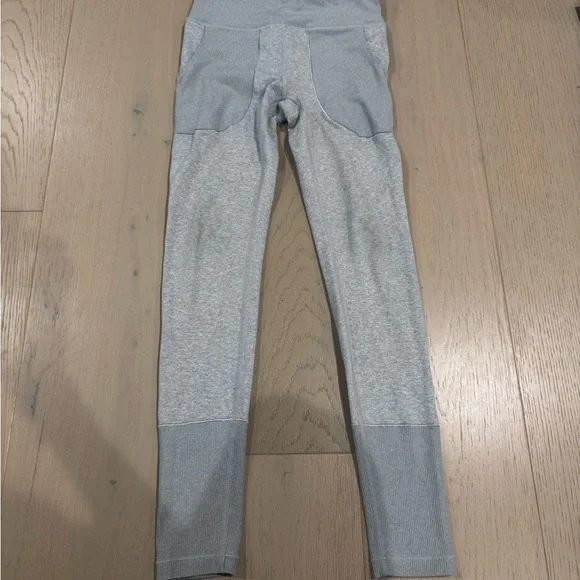 Athleta Gray Seamless High-Waisted Leggings - Picture 1 of 3